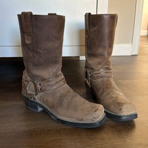 Road Wolf women’s Brown leather motorcycle boot 7.5